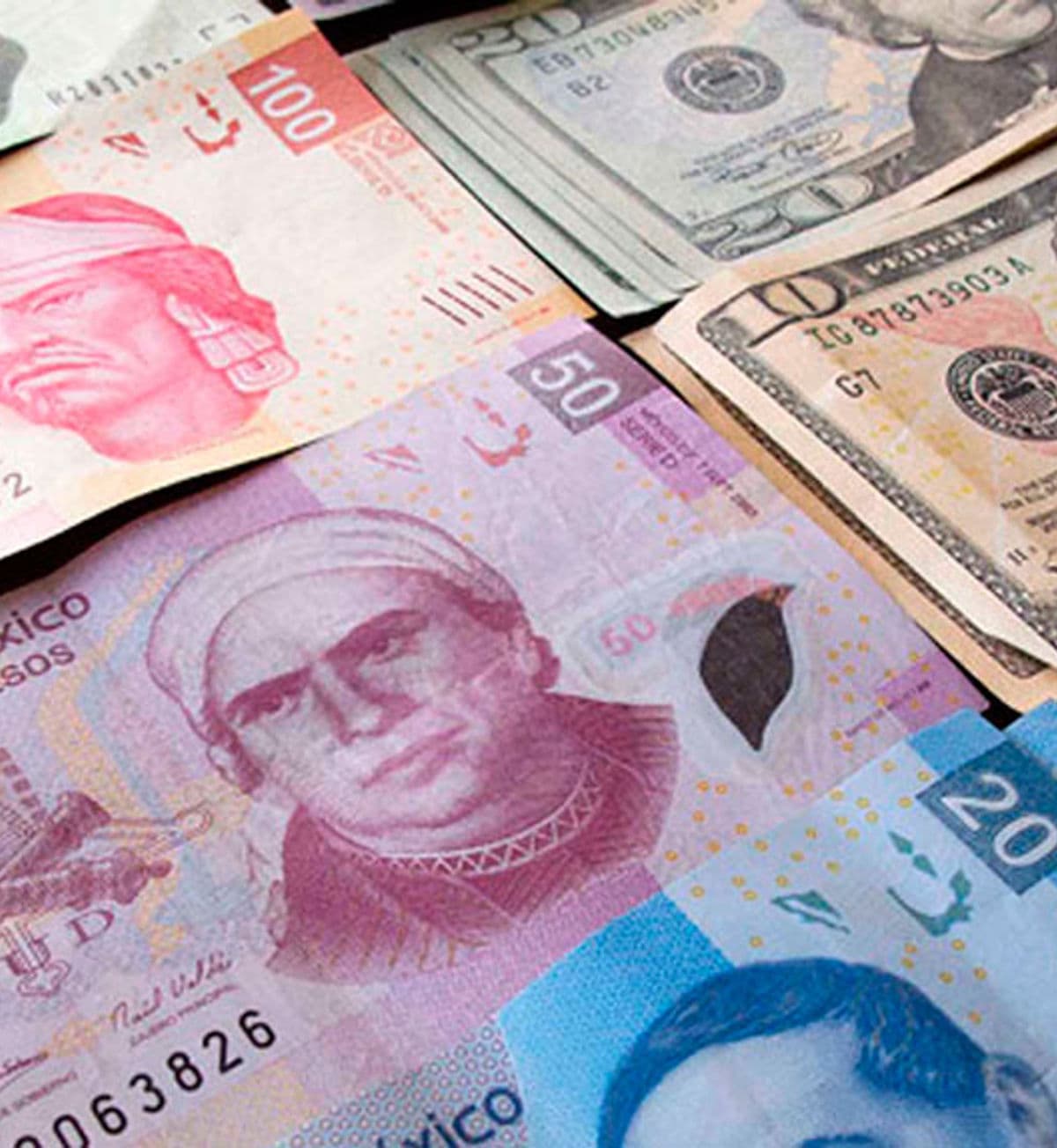 Money transfer services at Los Portales Supermarket